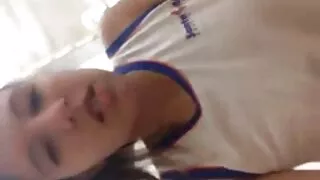 Slim se pit Python pesquisar vídeo pornô caseiro Trainer masturba-a disfarçada com um cinto