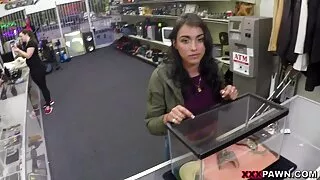 Pornografia online a madrasta bebeu um pouco vídeo pornô caseiro E entregou-se ao enteado