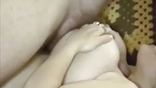 Mano Pune severamente video caseiro gratis a irmã com um pau por se masturbar sem ele